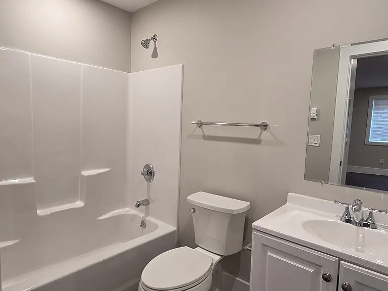 3185 New York 22 #B1 — Photo 9