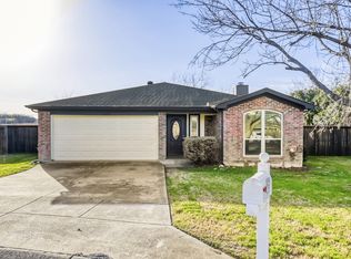 10220 Little Fox Ct, Fort Worth, TX 76108