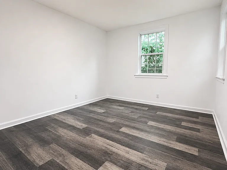 7 Bradley Dr — Photo 14