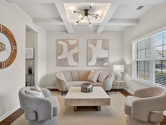 5th image of 7567 Rudder Cir