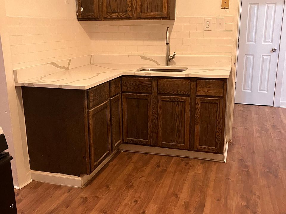 1st image of 3202 N Cicero Ave #12