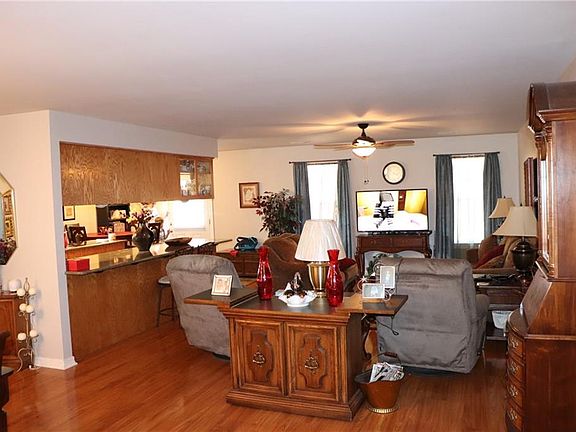 3rd image of 1720 S Hunt Ln #169