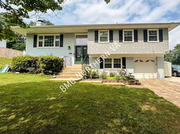 8237 Smithfield Ave, Springfield, VA 22152