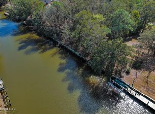 624 5th St #18, Pass Christian, MS 39571