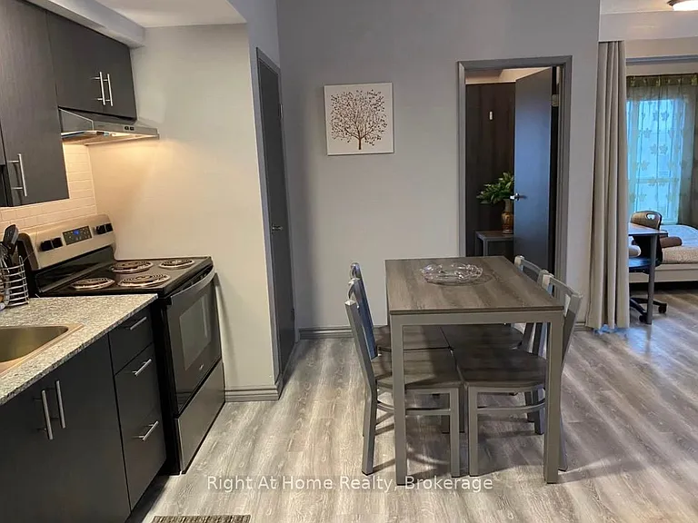 275 Larch St #H201 — Photo 6