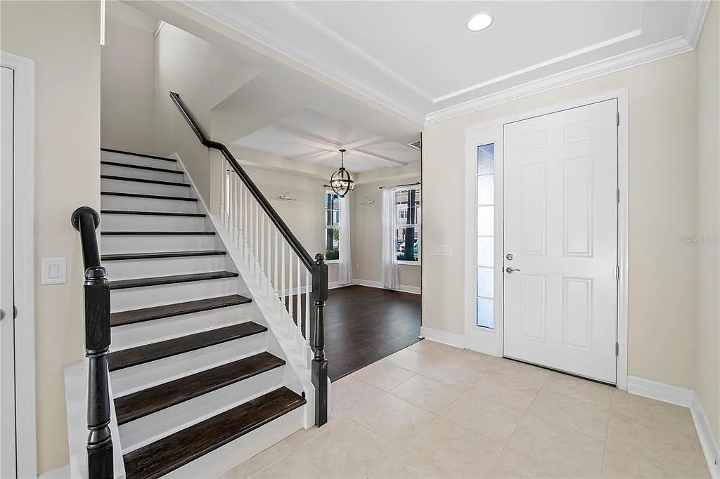 4 bed, 3.0 bath, 2933 sqft, $3,800 — Photo 3