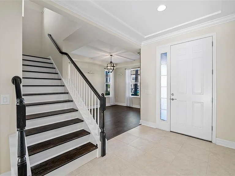 4522 Scarlet Loop — Photo 3