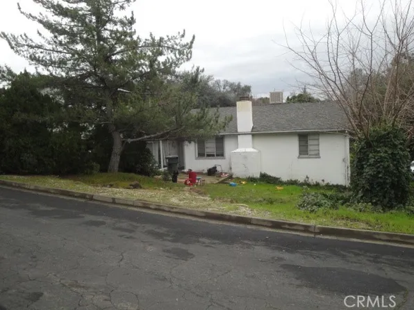 29 Valley View Dr, Oroville, CA 95966