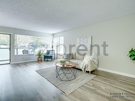 4th image of 321 Bellevue Way SE APT 407