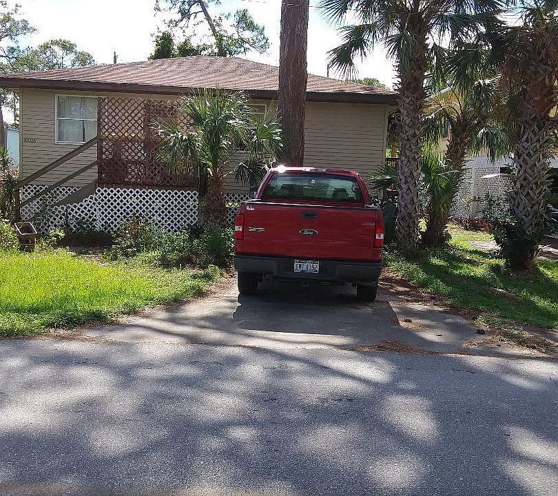 1st image of 10026 Carolina St
