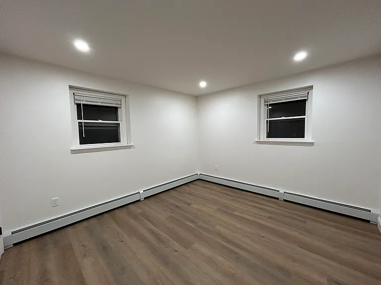 787 Admiral St #1 — Photo 26