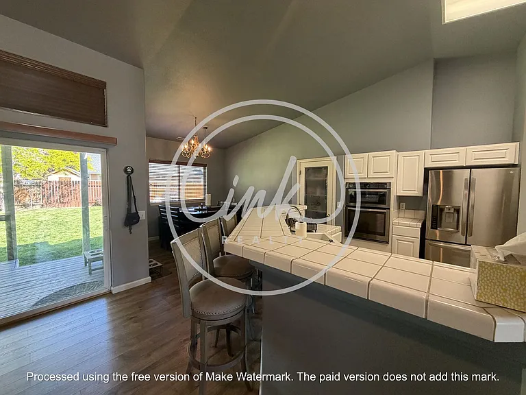 3570 Overlook Ct — Photo 5