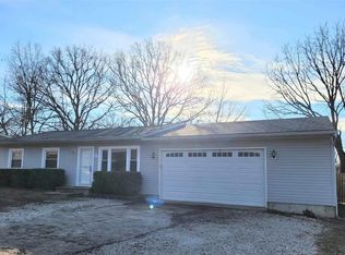 817 Vreeland Rd, Hillsboro, MO 63050