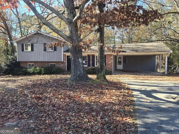 140 Oakhurst Dr, Tyrone, GA 30290