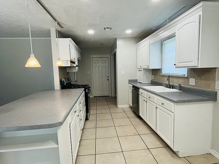 4919 S 91st East Ave — Photo 3