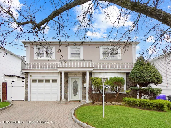 395 Fanning St, Staten Island, NY 10314