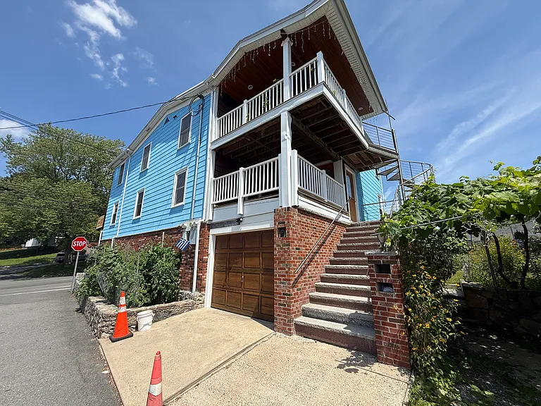 38 Forest St #2 — Photo 11