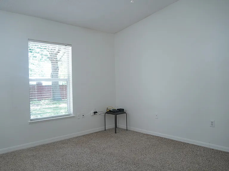 1026 Osprey Cove Cir — Photo 12