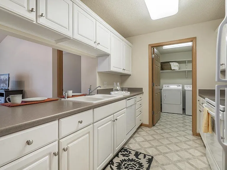 Pinebrook Apartments — Photo 97