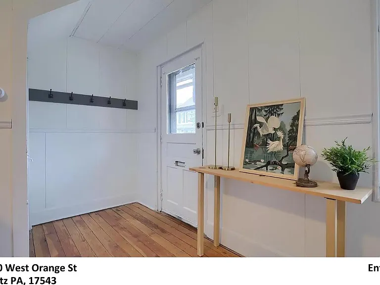 110 W Orange St — Photo 3