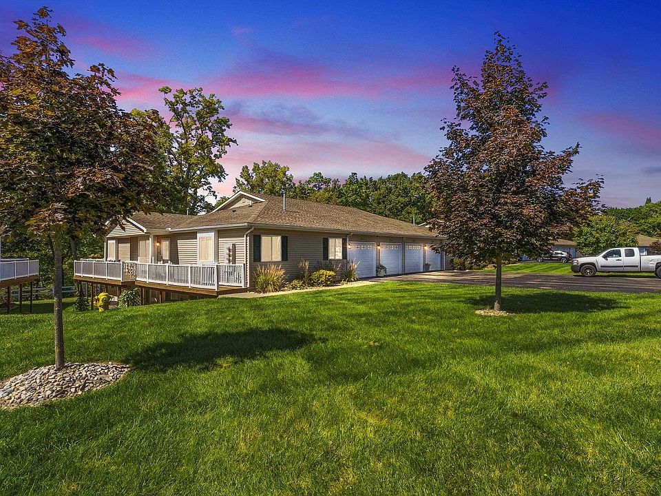1st image of 9472 Timber Ridge Dr