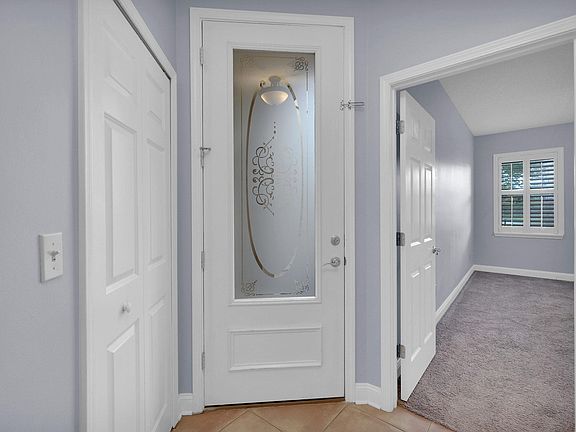 5th image of 3841 LA VISTA Circle