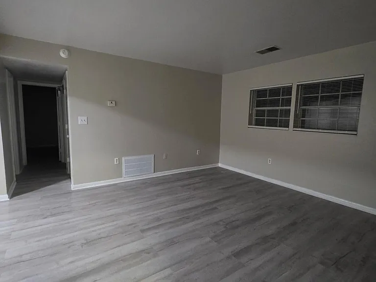 734 Townside Rd SW #12 — Photo 13
