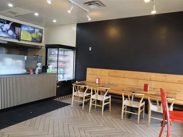 421 Sandwich St S #2, Amherstburg, ON N9V 3K8