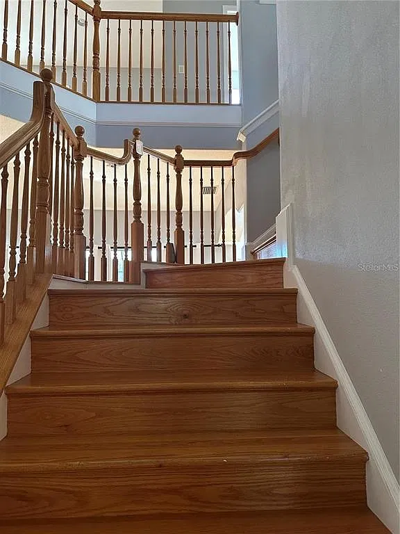 4 bed, 4.5 bath, 4164 sqft, $3,800 — Photo 4