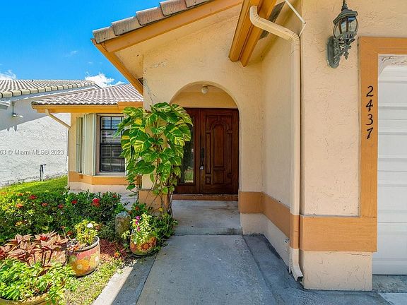 4th image of 2437 NW 95th Ave