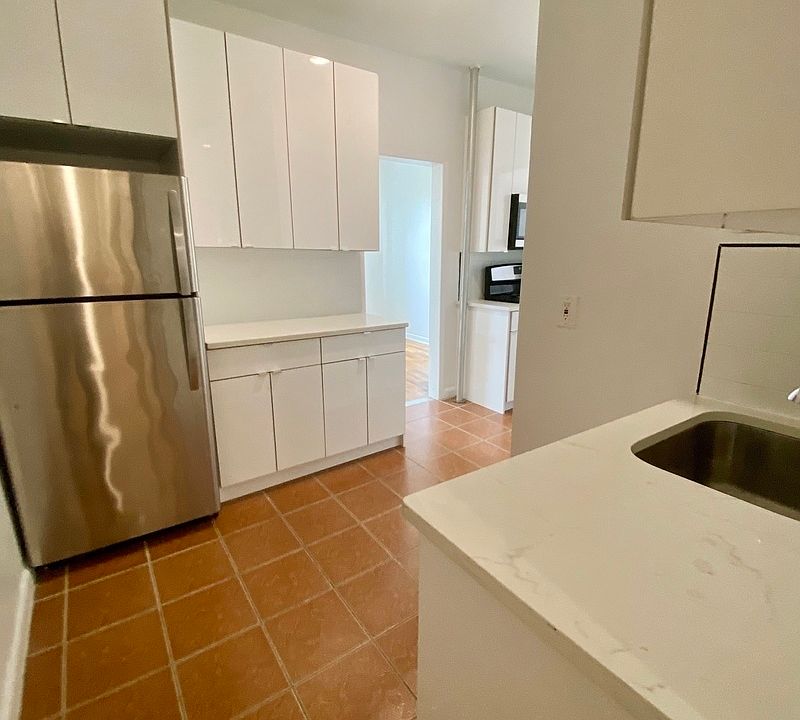 1st image of 219 W 145th St APT 15