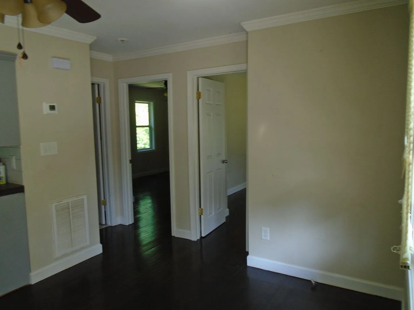2 bedroom house! — Photo 3
