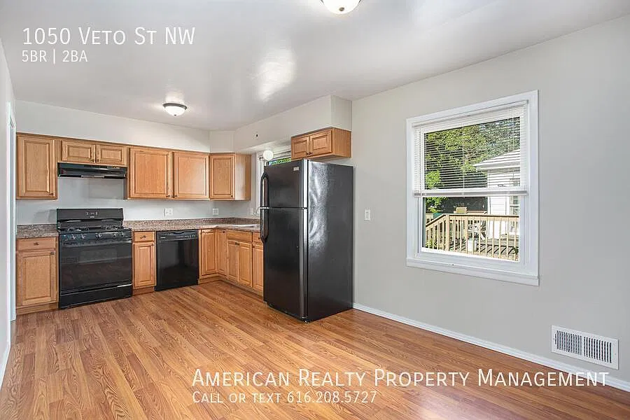 5 bed, 2134 sqft, $3,100 — Photo 4