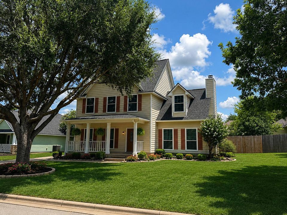 1st image of 2402 Springwood Dr