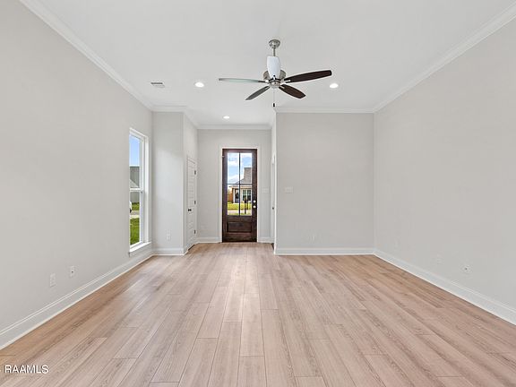 4th image of 207 Adry Ln