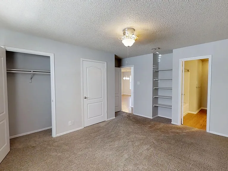 Country View Apartments — Photo 63