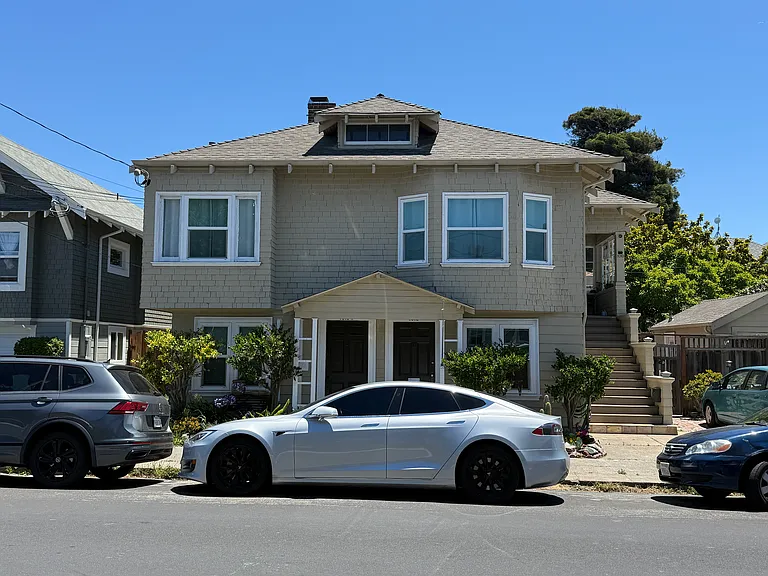 1012 Oak St #A — Photo 13