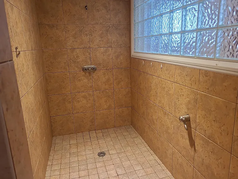 15700 Lawson Rd — Photo 2