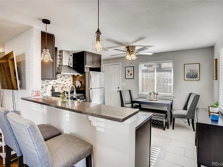 4415 W Tennessee Ave — Photo 2
