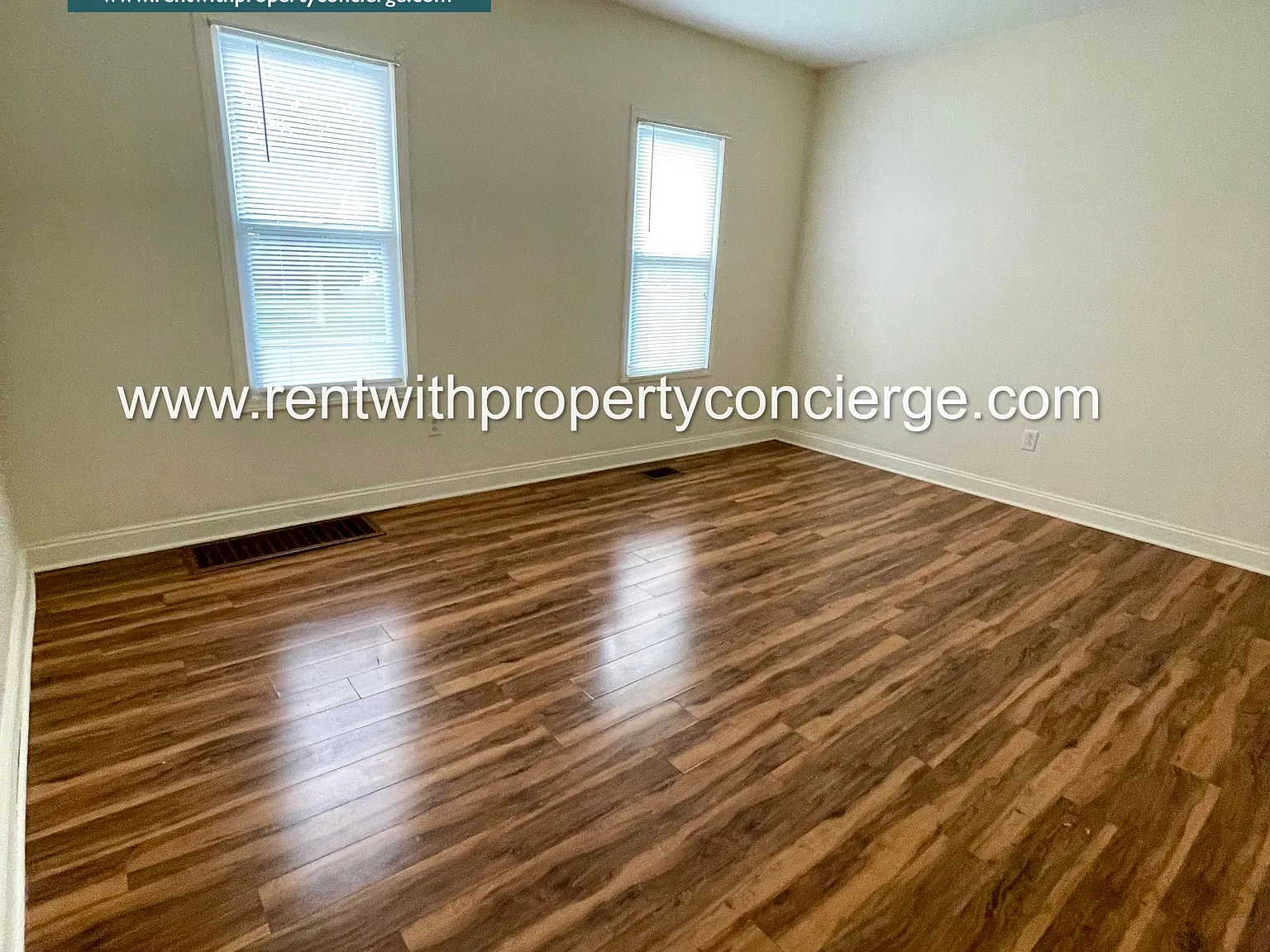 30 Hubbard Street - 1 — Photo 2