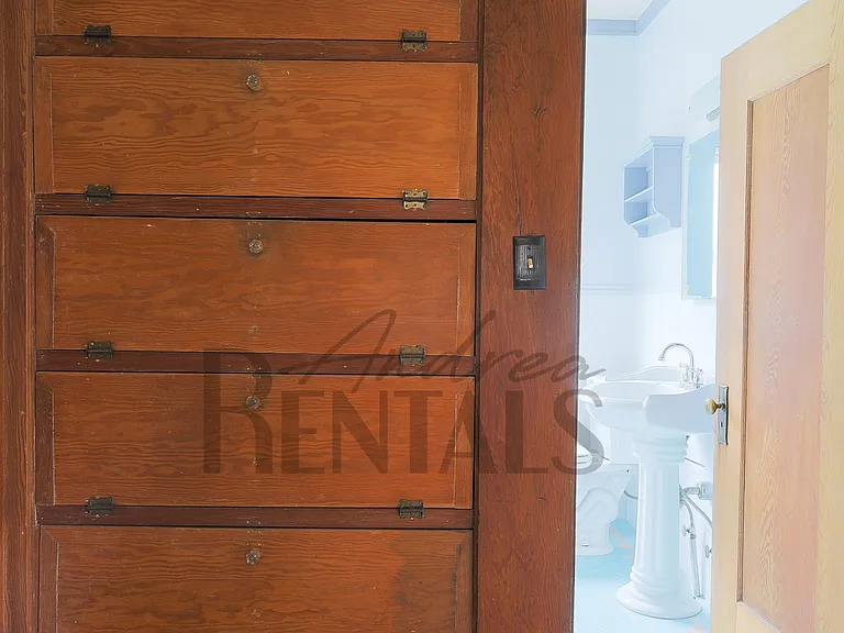5363 Shafter Ave — Photo 18