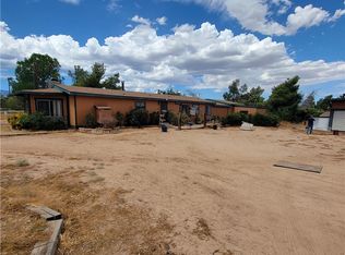 7032 Chelsea St, Phelan, CA 92371