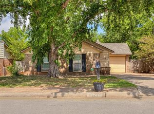 2117 Foxfire Rd, Edmond, OK 73003