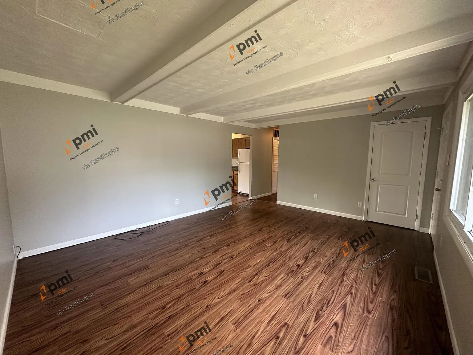 3 bed, 1.0 bath, 1120 sqft, $1,625 — Photo 3