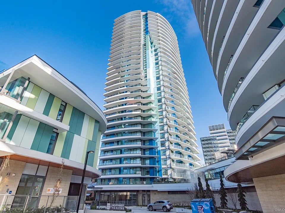 8189 Cambie St #3105