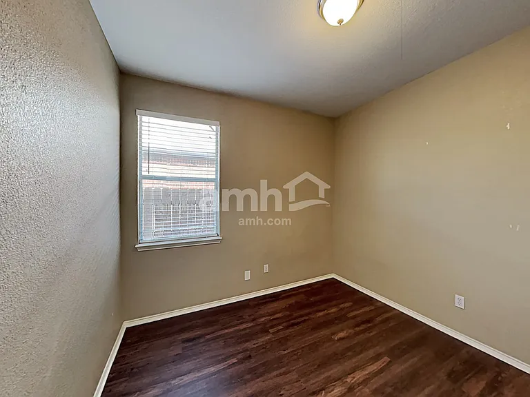 8516 Rainy Lake Dr — Photo 10