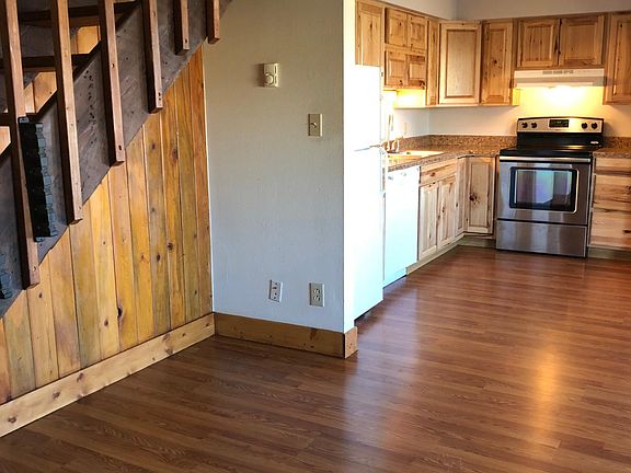 2nd image of 495 N 2nd St #105