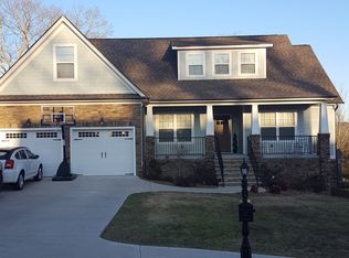 197 Running Oak Dr, Ringgold, GA 30736