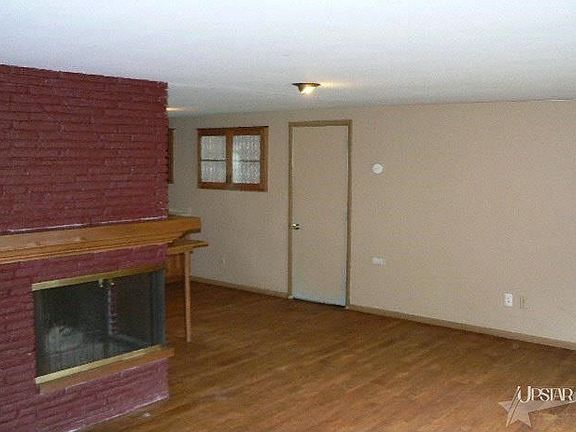 4th image of 4504 Highwood Dr