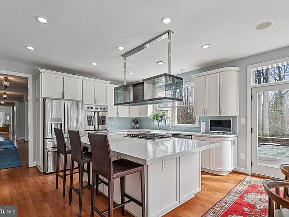 5th image of 1303 Windsor Ridge Ln